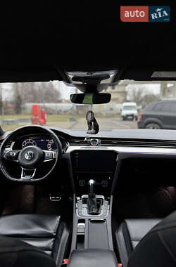 Седан Volkswagen Passat 2017 в 