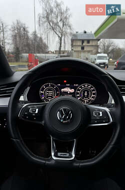 Седан Volkswagen Passat 2017 в 