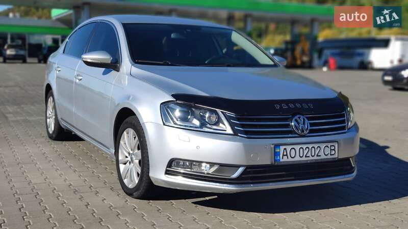 Седан Volkswagen Passat 2012 в 