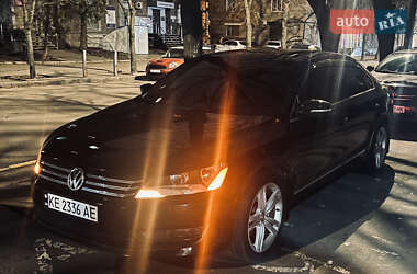 Седан Volkswagen Passat 2014 в Дніпрі