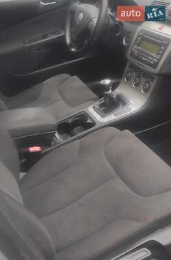 Седан Volkswagen Passat 2006 в Запоріжжі