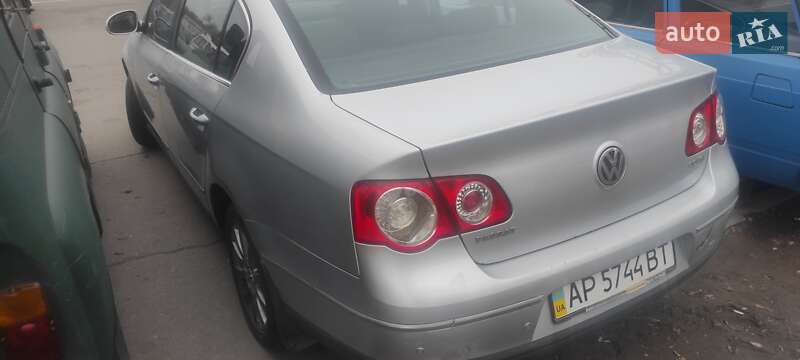 Седан Volkswagen Passat 2006 в Запоріжжі