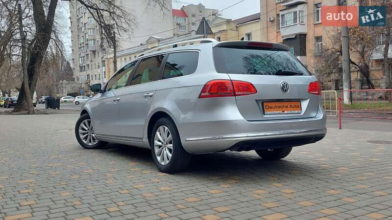 Универсал Volkswagen Passat 2015 в Одессе