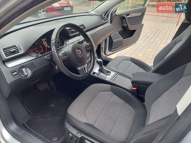 Универсал Volkswagen Passat 2015 в Одессе