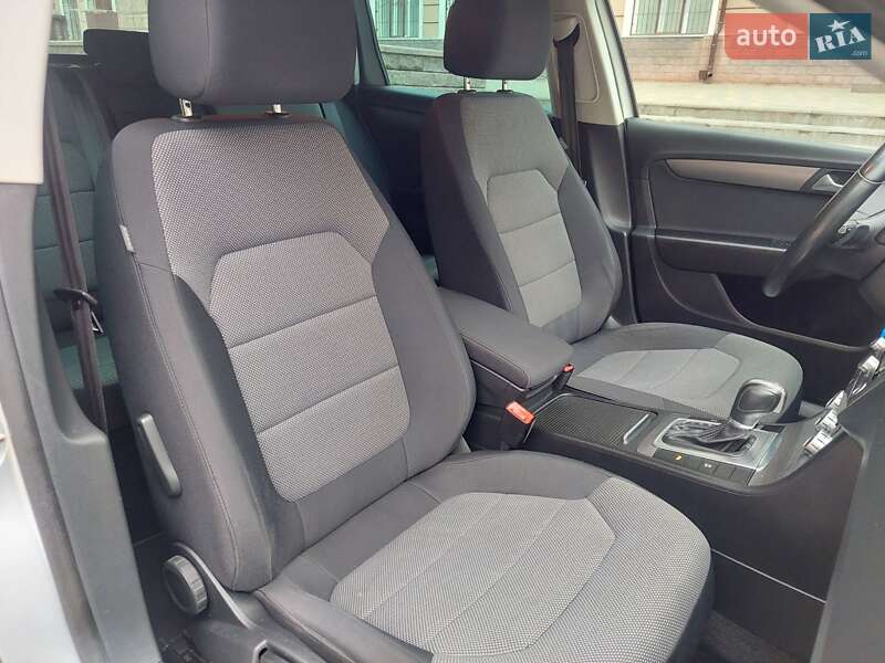 Универсал Volkswagen Passat 2015 в Одессе