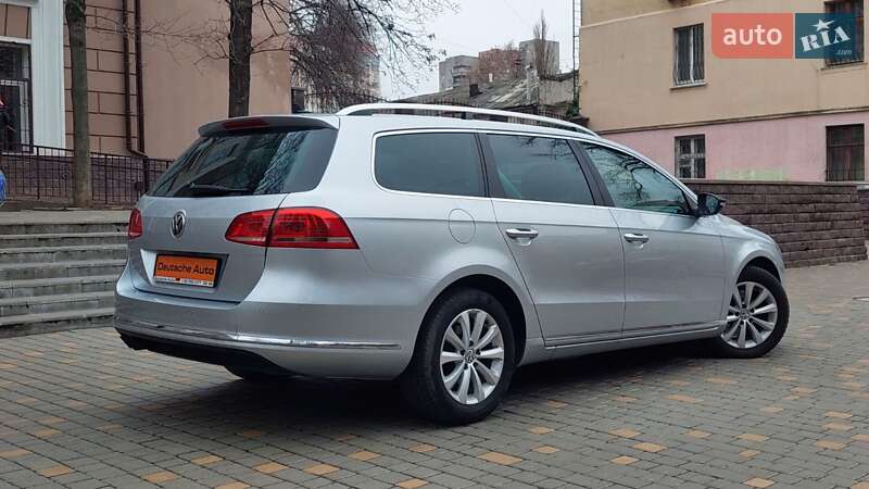 Универсал Volkswagen Passat 2015 в Одессе