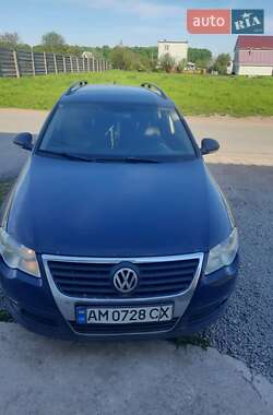 Універсал Volkswagen Passat 2008 в Житомирі