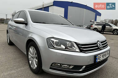 Volkswagen Passat 2011