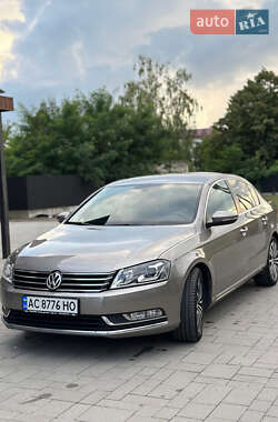 Volkswagen Passat 2013 Volkswagen Passat 2013