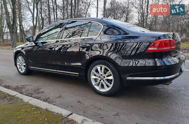 Седан Volkswagen Passat 2013 в Черновцах