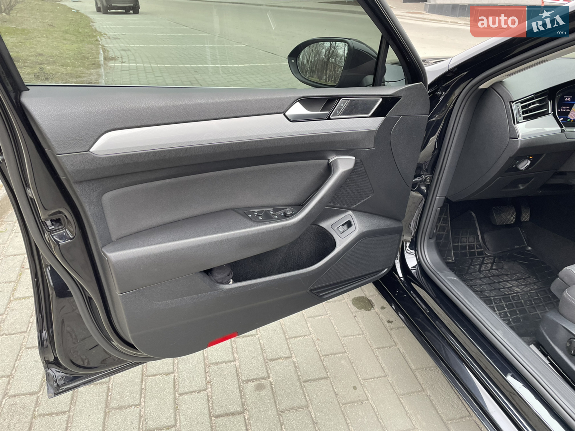 2019 Volkswagen Passat - мініатюра 24