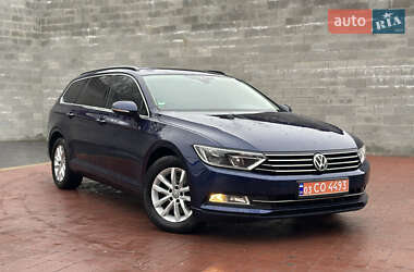 Універсал Volkswagen Passat 2019 в Рівному