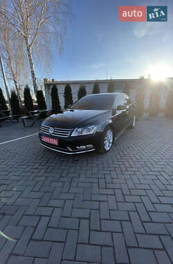 Седан Volkswagen Passat 2011 в Любарі