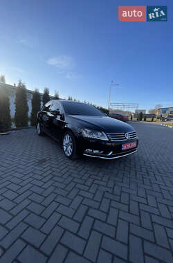 Седан Volkswagen Passat 2011 в Любарі