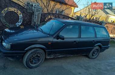 Універсал Volkswagen Passat 1989 в Бродах