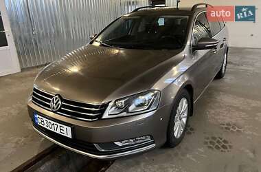 Універсал Volkswagen Passat 2011 в Ромнах