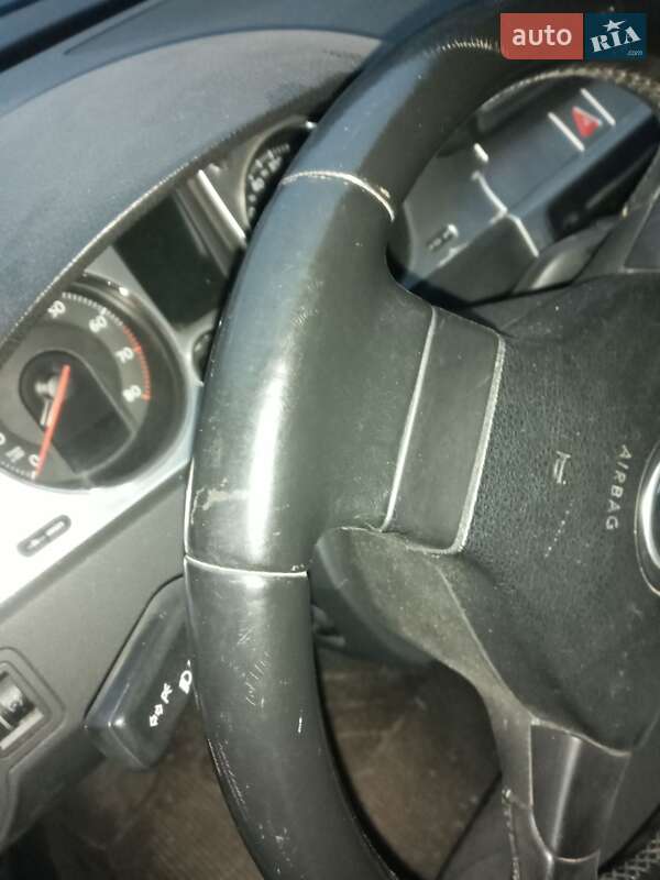 Универсал Volkswagen Passat 2006 в Полтаве