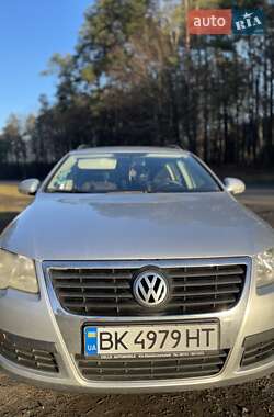 Універсал Volkswagen Passat 2006 в Костопілі