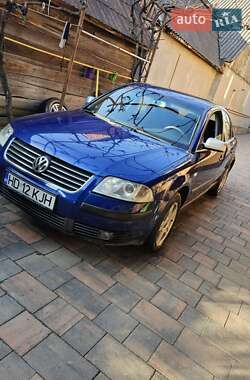 Седан Volkswagen Passat 2002 в Хусті