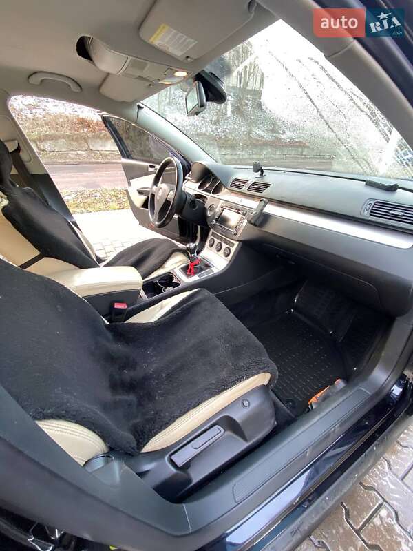 Универсал Volkswagen Passat 2009 в Львове