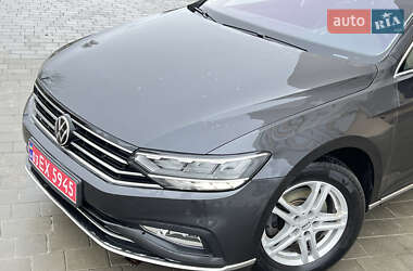 Універсал Volkswagen Passat 2020 в Тернополі