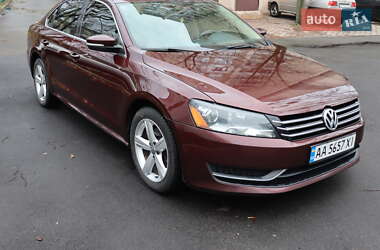 Седан Volkswagen Passat 2013 в Києві