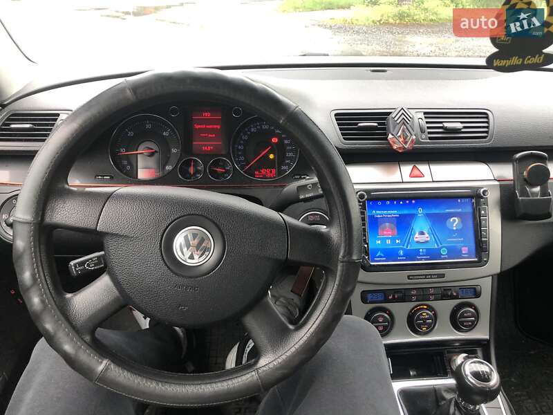 Универсал Volkswagen Passat 2006 в Сваляве