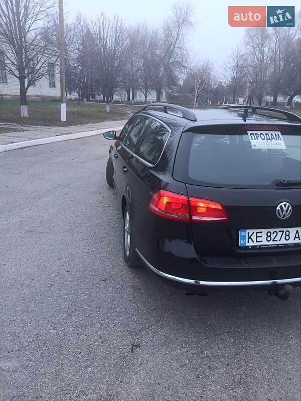 Универсал Volkswagen Passat 2012 в Покровском