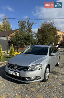 Універсал Volkswagen Passat 2013 в Хмільнику