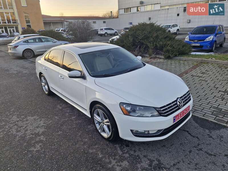 Седан Volkswagen Passat 2013 в Ужгороде