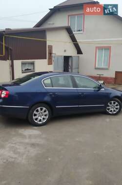 Седан Volkswagen Passat 2008 в Гусятине