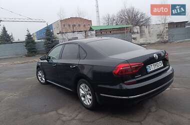 Седан Volkswagen Passat 2018 в Полтаві