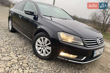 Volkswagen Passat 2011