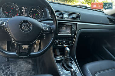 Седан Volkswagen Passat 2016 в 