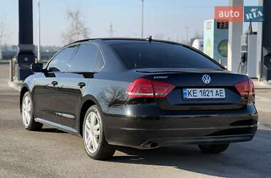 Седан Volkswagen Passat 2014 в Днепре