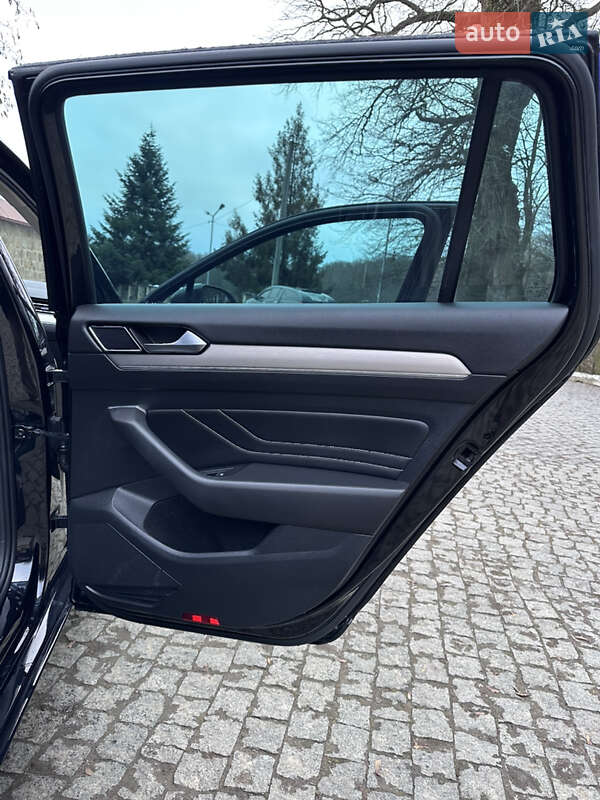 Универсал Volkswagen Passat 2019 в Черновцах
