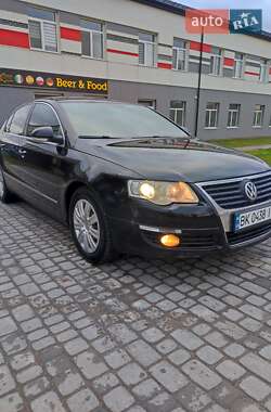 Седан Volkswagen Passat 2008 в Чемеровцах