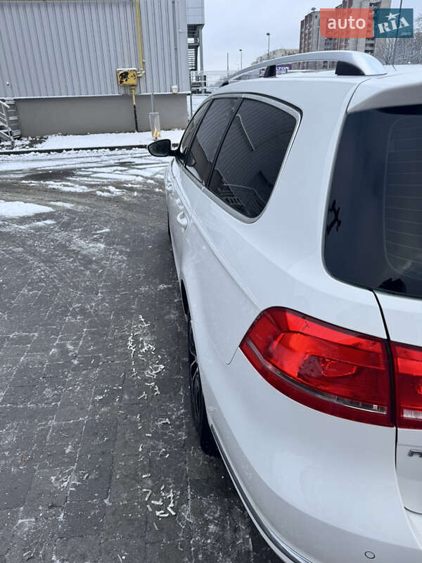 Универсал Volkswagen Passat 2013 в Львове