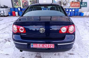 Седан Volkswagen Passat 2006 в Сарнах