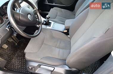 Седан Volkswagen Passat 2006 в Сарнах