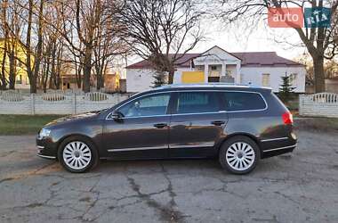 Универсал Volkswagen Passat 2009 в Полтаве