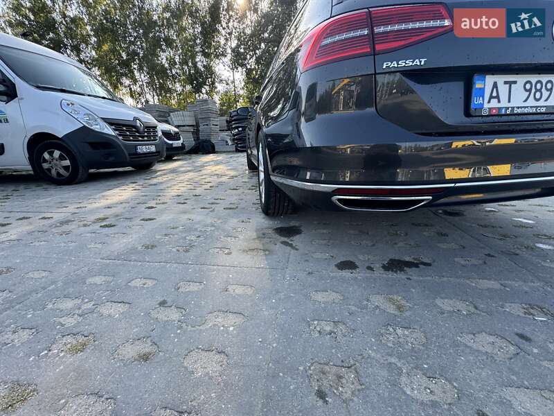 Универсал Volkswagen Passat 2017 в Ивано-Франковске