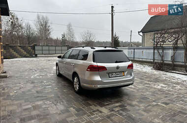 Універсал Volkswagen Passat 2011 в Олевську