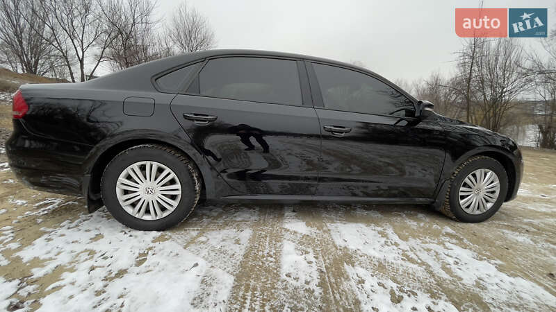 Седан Volkswagen Passat 2014 в Харькове