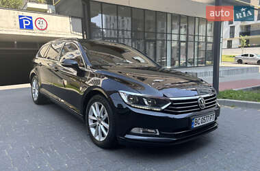 Универсал Volkswagen Passat 2015 в Львове