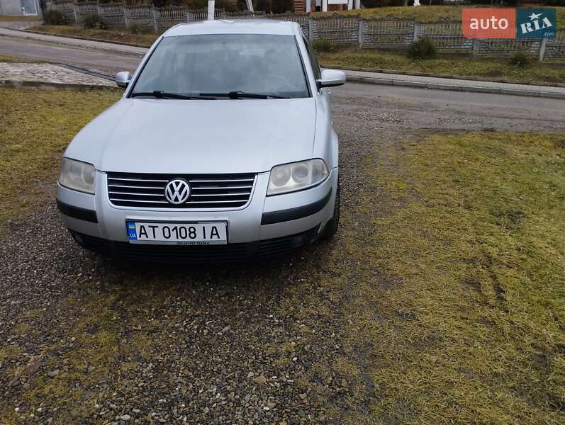 Седан Volkswagen Passat 2001 в Снятині