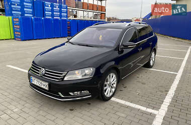 Універсал Volkswagen Passat 2011 в Калуші