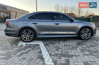 Седан Volkswagen Passat 2017 в Дніпрі