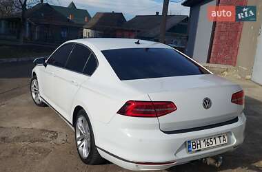 Седан Volkswagen Passat 2015 в Подільську