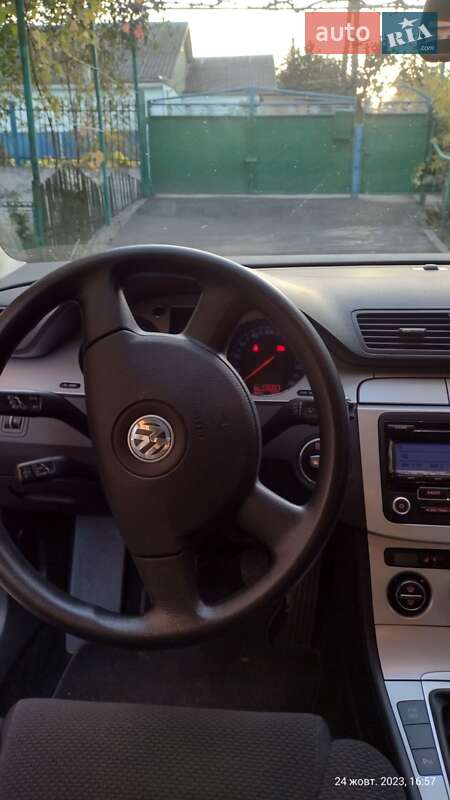 Універсал Volkswagen Passat 2008 в Вінниці